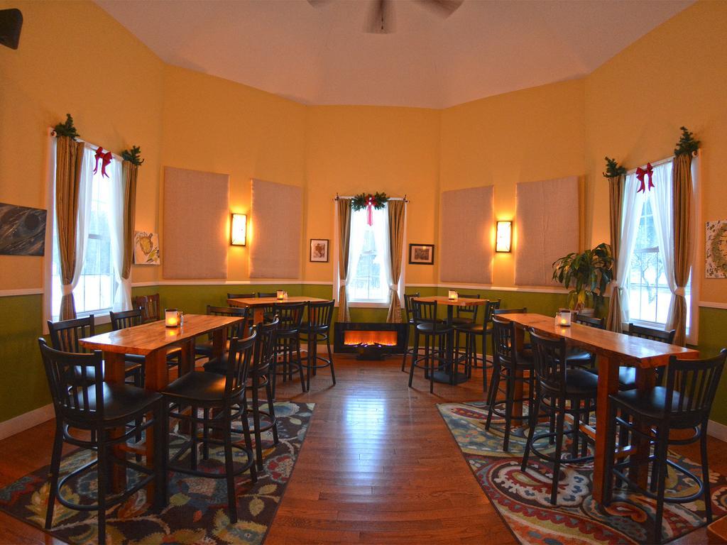 Hyde Away Inn Waitsfield エクステリア 写真