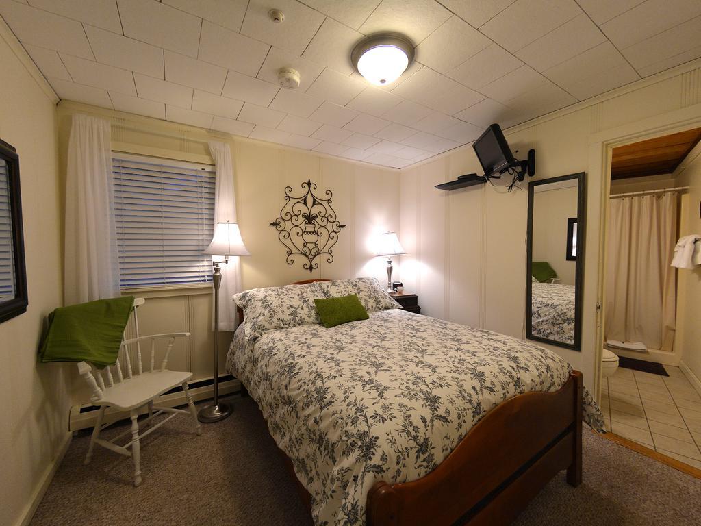 Hyde Away Inn Waitsfield 部屋 写真