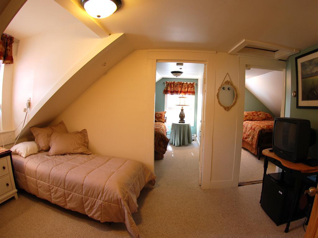 Hyde Away Inn Waitsfield 部屋 写真
