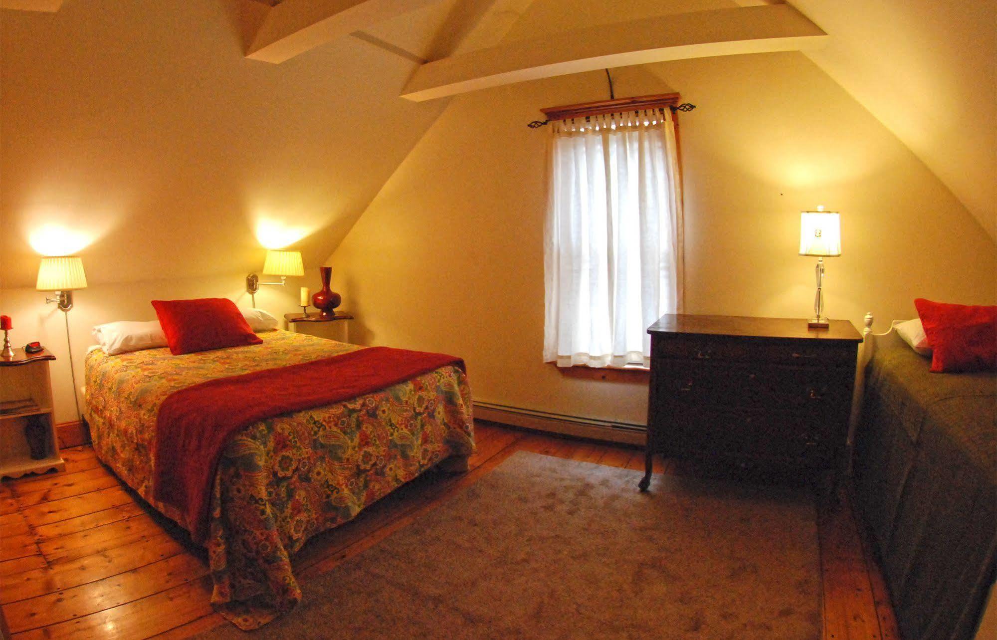 Hyde Away Inn Waitsfield エクステリア 写真
